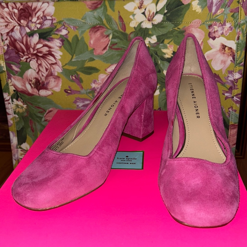 Pink Suede pumps size 7